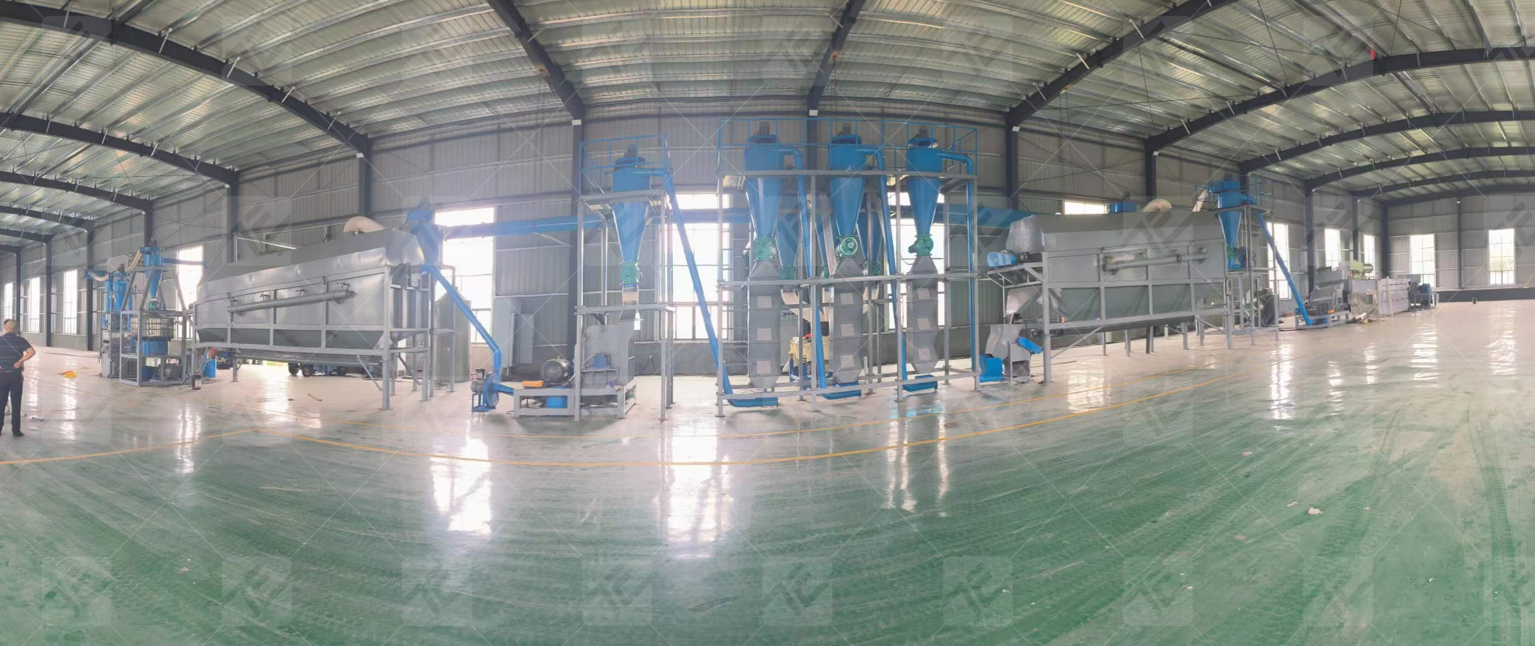 Lithium battery recycling production line installe